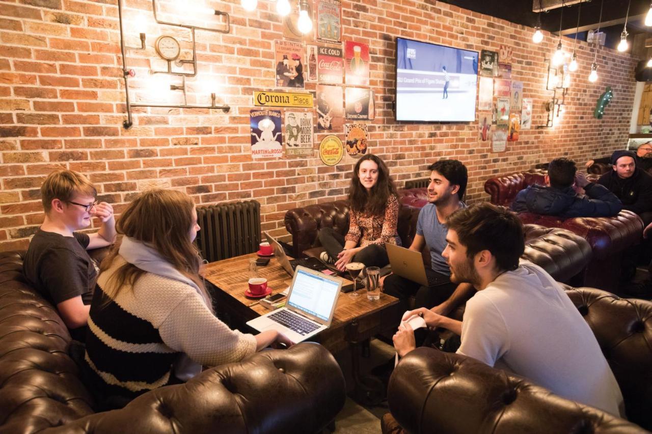 ホテル Keynes College カンタベリー エクステリア 写真