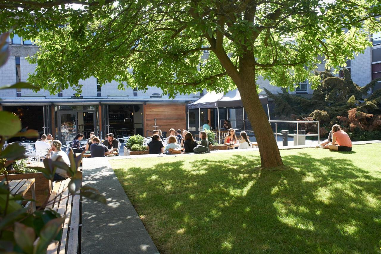 ホテル Keynes College カンタベリー エクステリア 写真