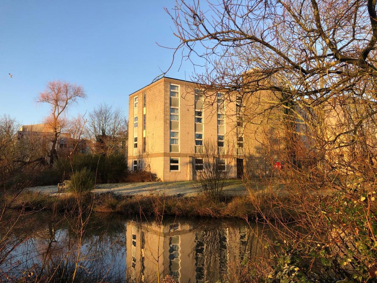 ホテル Keynes College カンタベリー エクステリア 写真