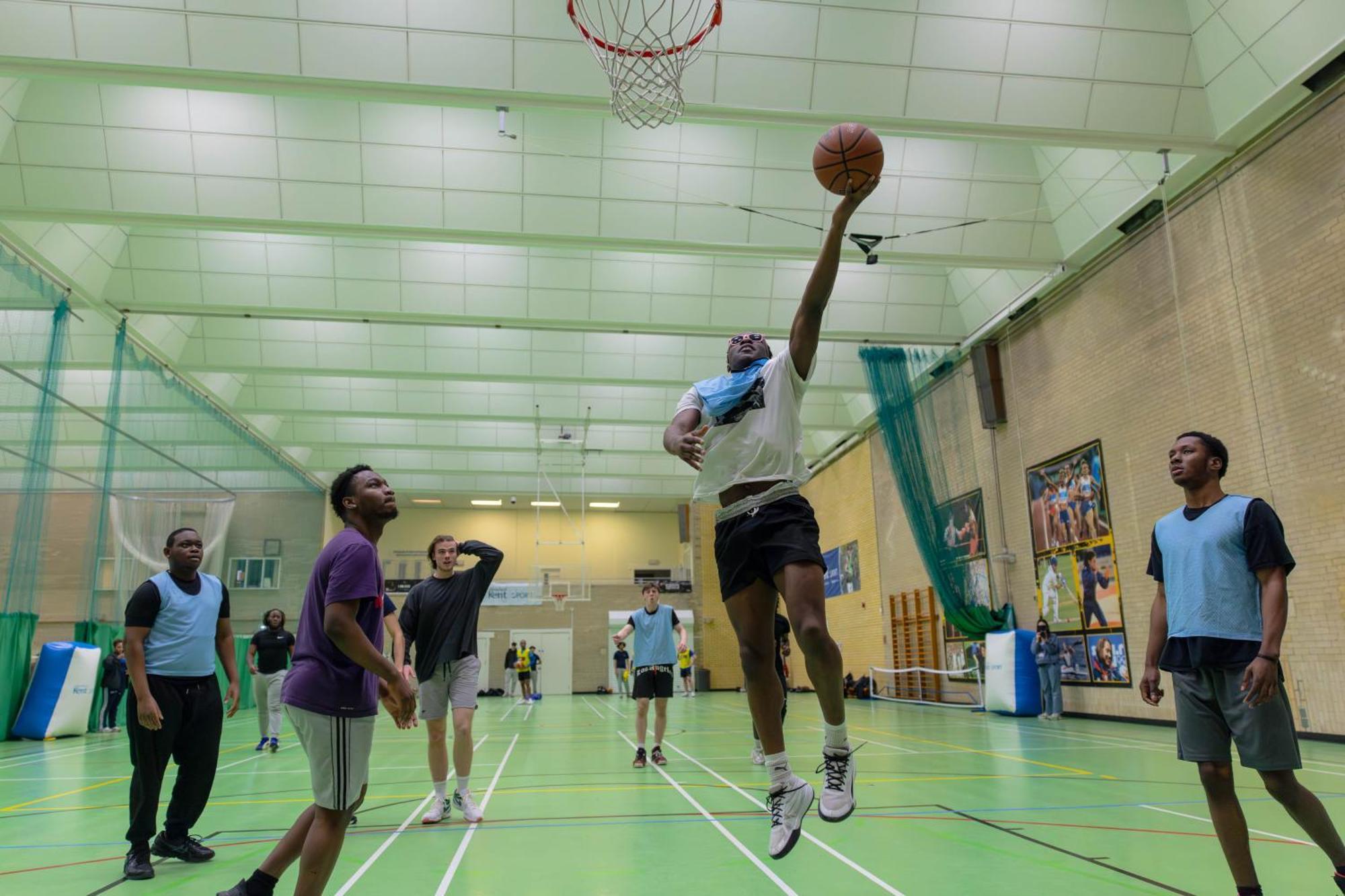ホテル Keynes College カンタベリー エクステリア 写真